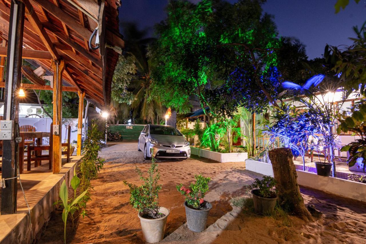 Comfort Beach Hotel Vịnh Arugam Ngoại thất bức ảnh
