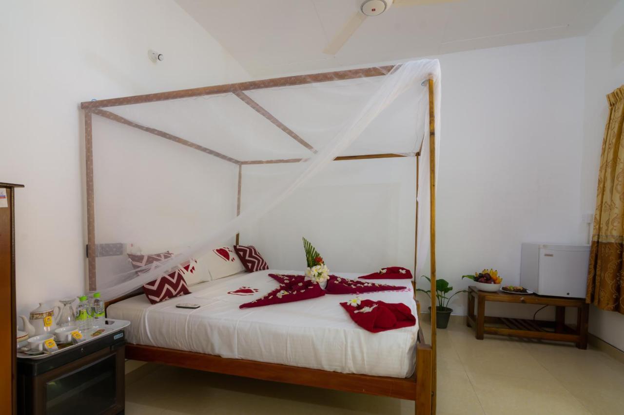 Comfort Beach Hotel Vịnh Arugam Ngoại thất bức ảnh